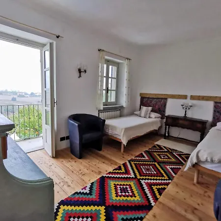 Casa vacanze Riviera Delle Langhe Wine Country House With A Pool Monchiero