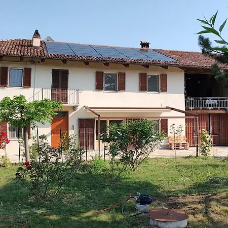 Riviera Delle Langhe Wine Country House With A Pool Casa vacanze